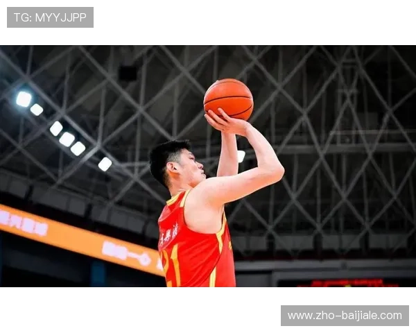 胡金秋挡拆顺下意识敏锐 与后卫连线效果显著